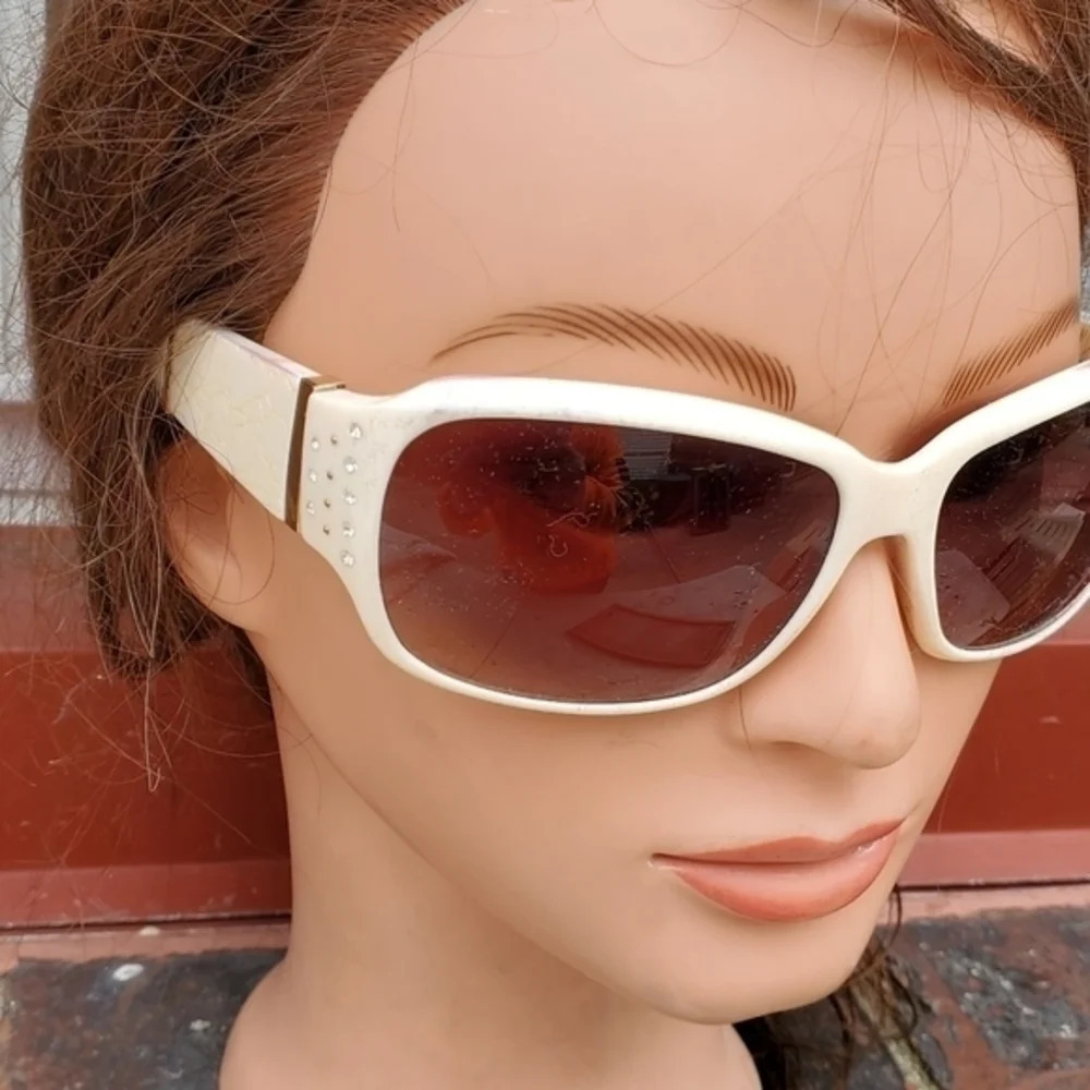 Joan Rivers Vintage Rhinestone sunglasses - Picture 4 of 9